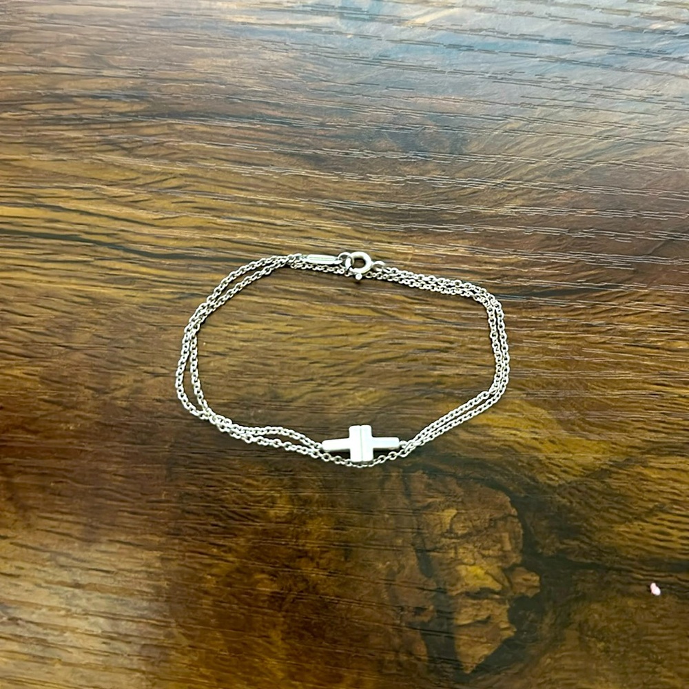 Tiffany & Co Double Wrap T bracelet